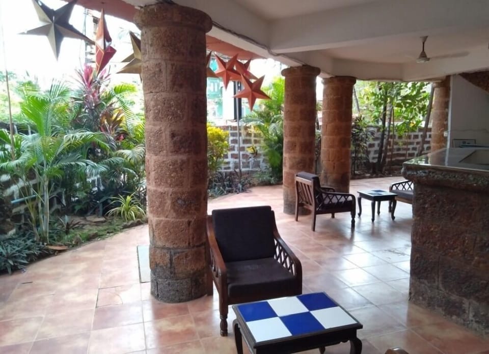 Sea Breeze Beach Hotel in Calangute