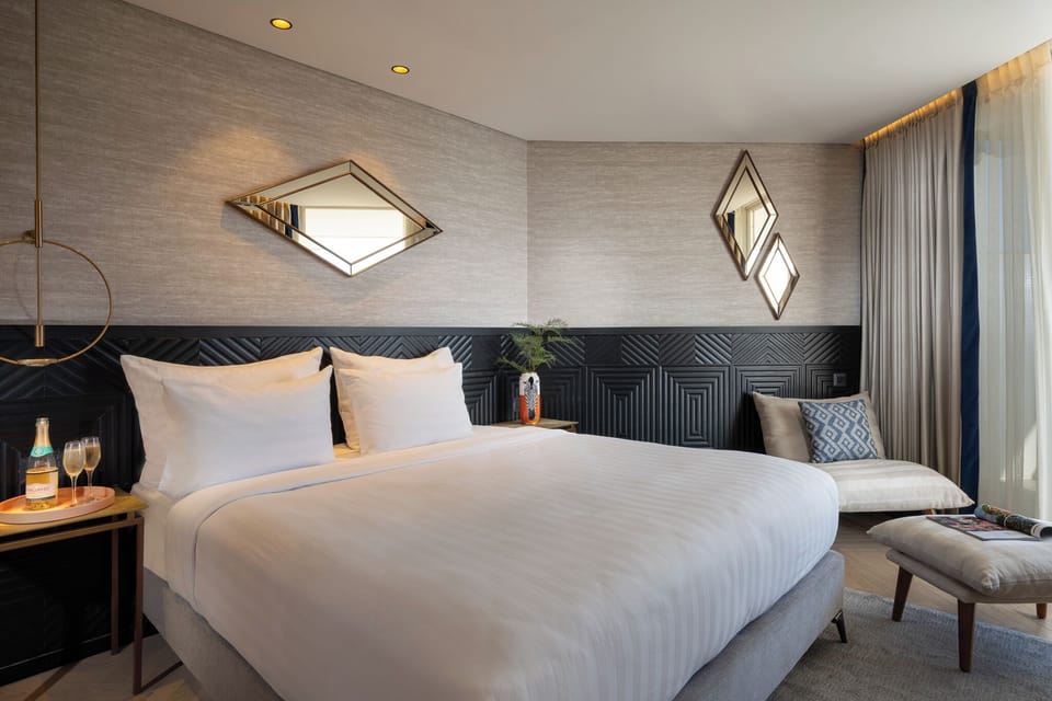 Presidential Double Room, 1 King Bed | In-room safe, desk, soundproofing, iron/ironing board
