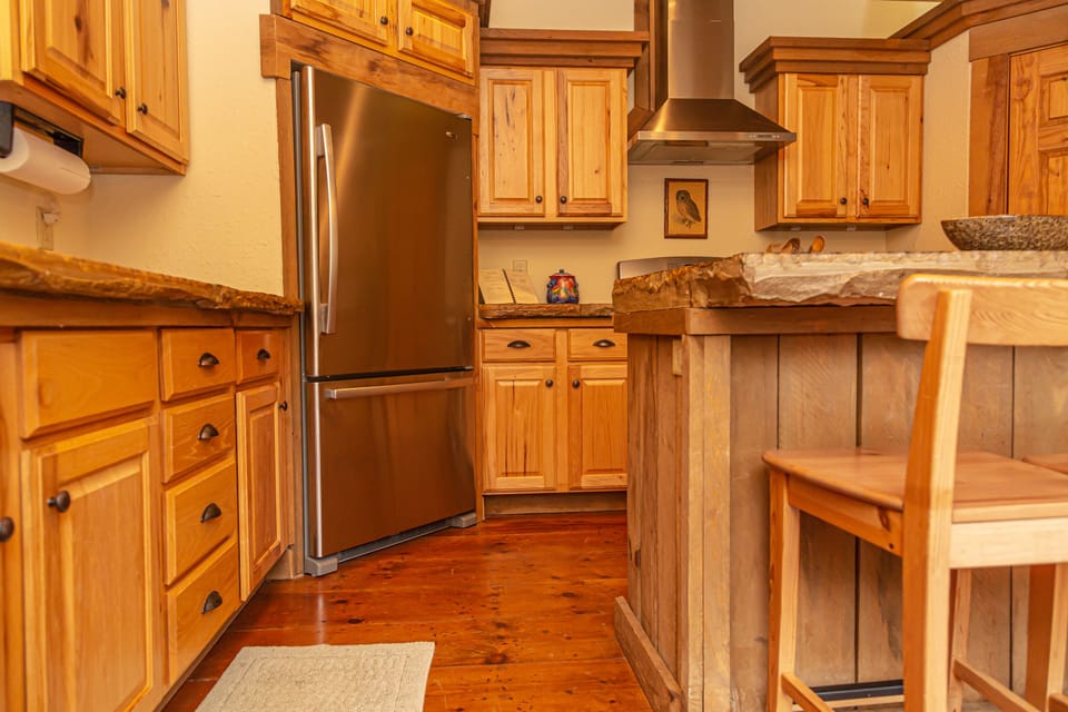 This kitchen is mean to be cooked in.  Lots of cooking supplies in it.