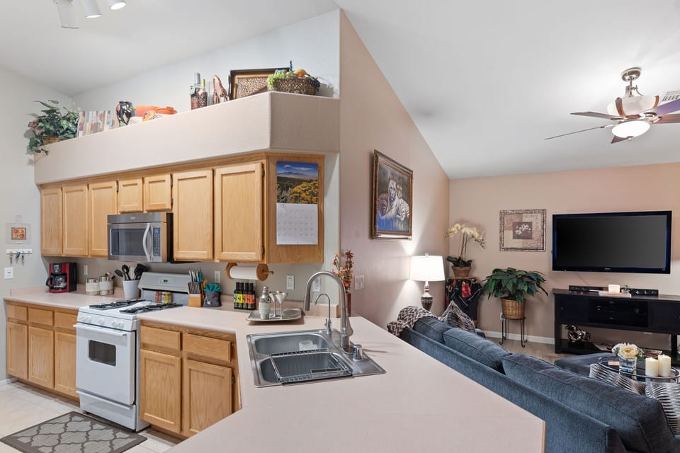 Kitchen looking into Family Room
