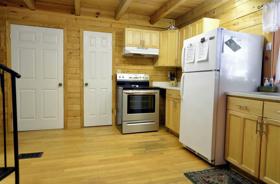 Kitchen (Just bring your own food)