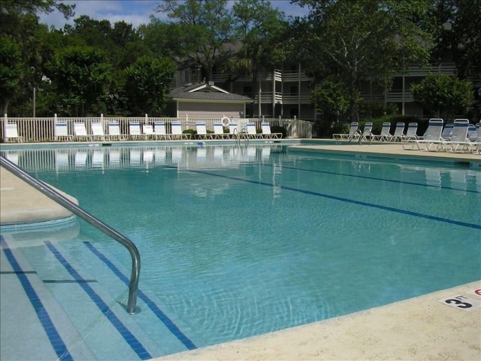 Large pool with adjoining hot tub.  Chilled (summer) and & heated (winter)