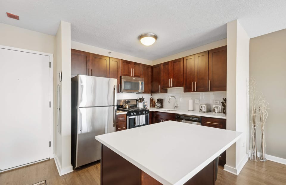 Fully equipped kitchen