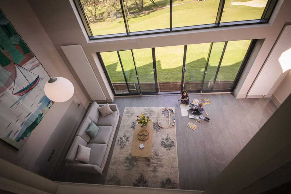 Penthouse, 3 Bedrooms | Living room | Flat-screen TV