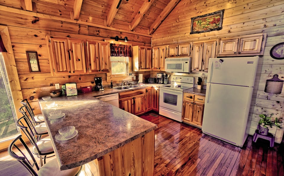 Fully stocked kitchen so you can prepare meals in the cabin.