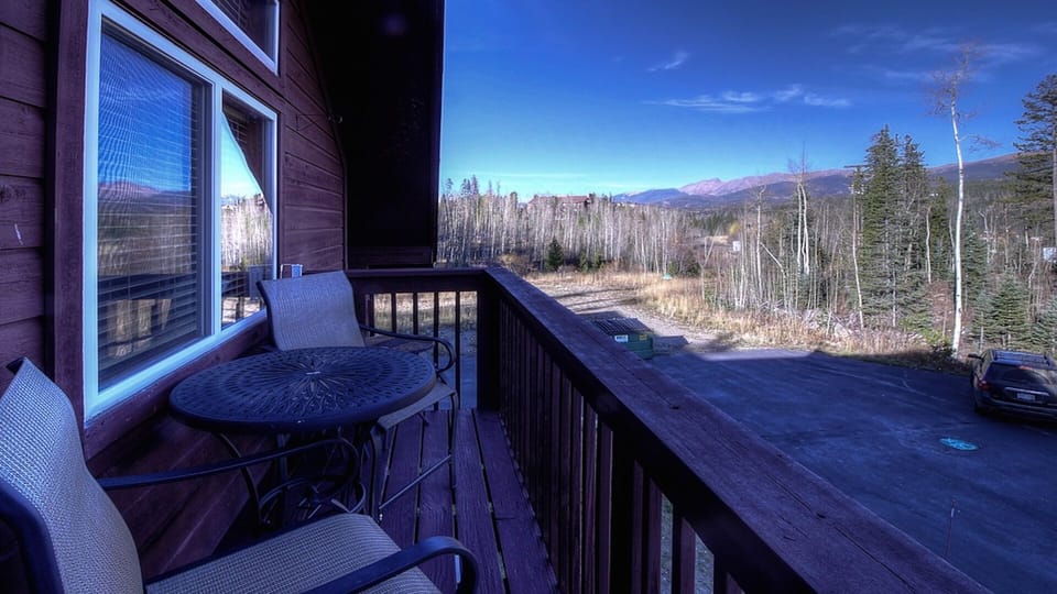 Private deck