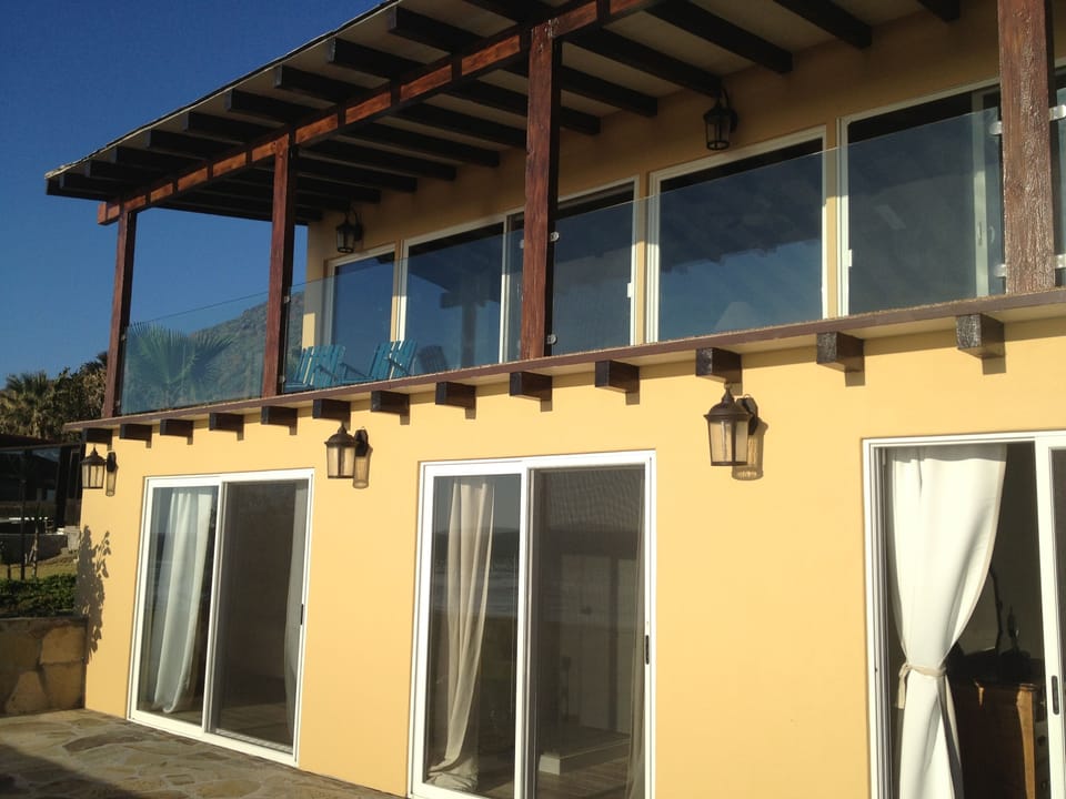 Lower patio view of upper balcony 