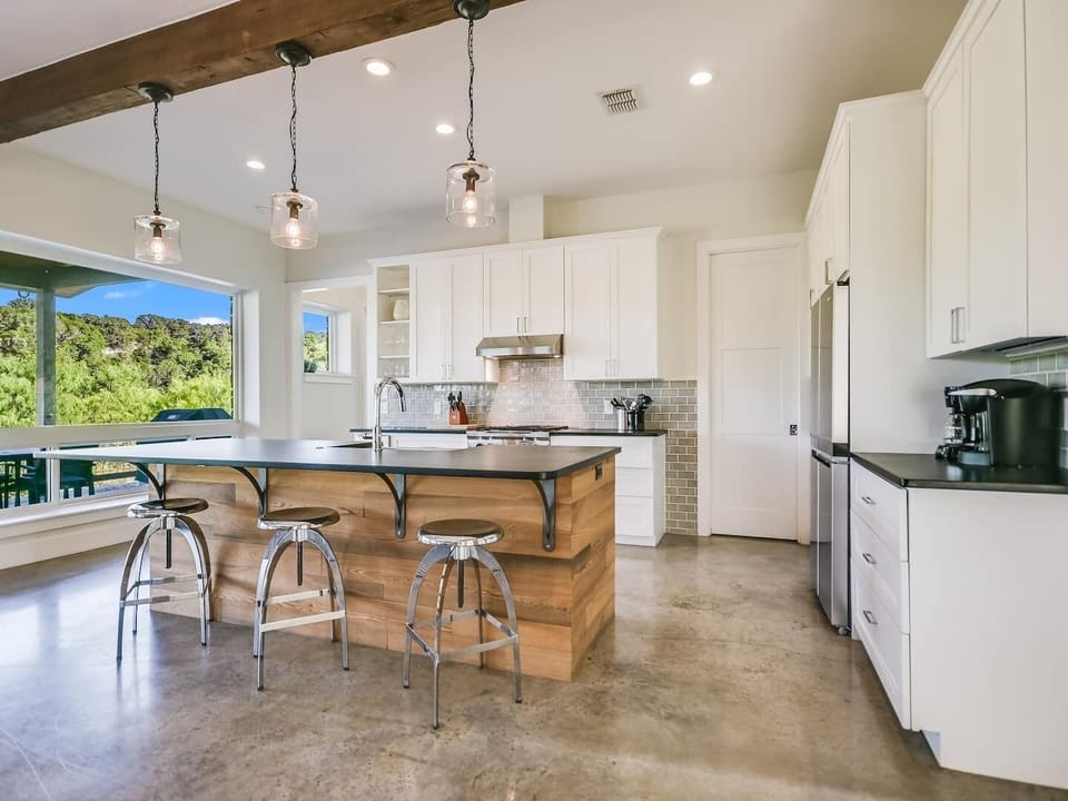 Fully stocked kitchen.