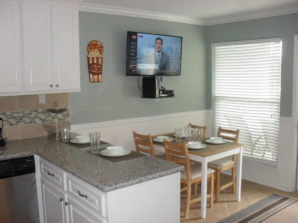 Remodeled Kitchen & Dinning