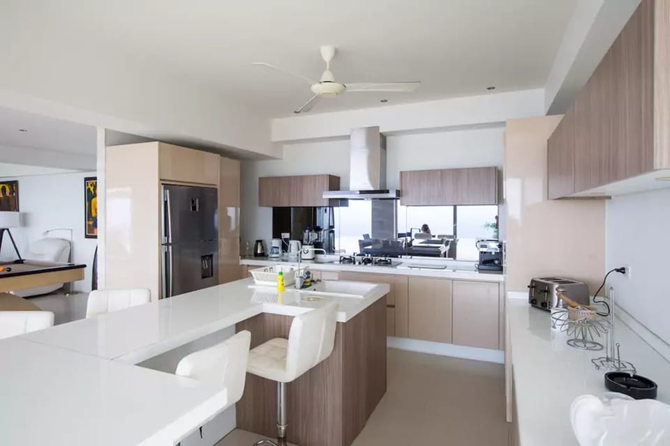 Villa, 5 Bedrooms, Sea View | Private kitchenette | Coffee/tea maker, microwave, oven, stovetop