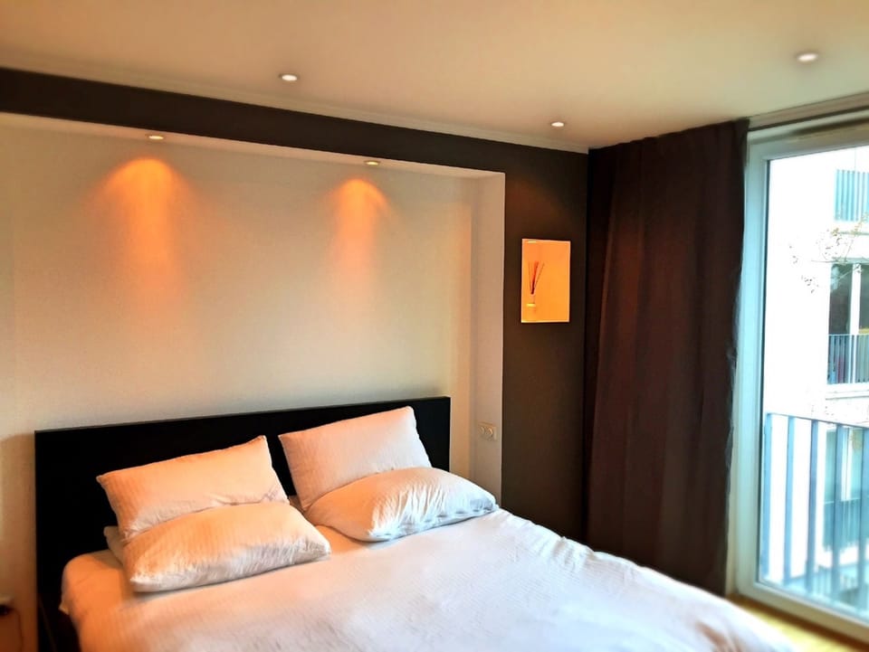 Luxury Apartment, 2 Bedrooms, Accessible, Balcony | 2 bedrooms, premium bedding, in-room safe, individually decorated