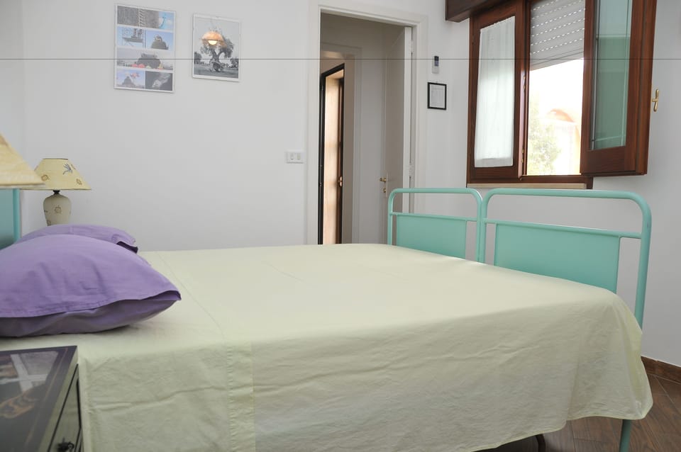 Double Room | Minibar, free WiFi, bed sheets