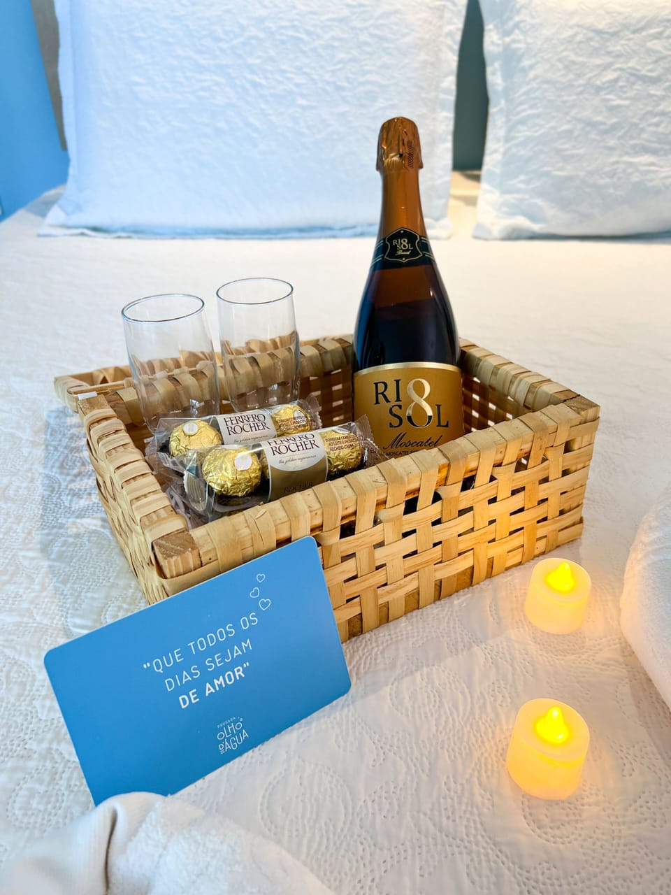 Champagne service