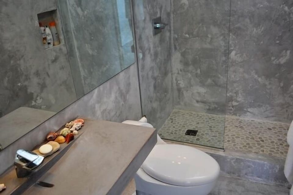 Second bathroom