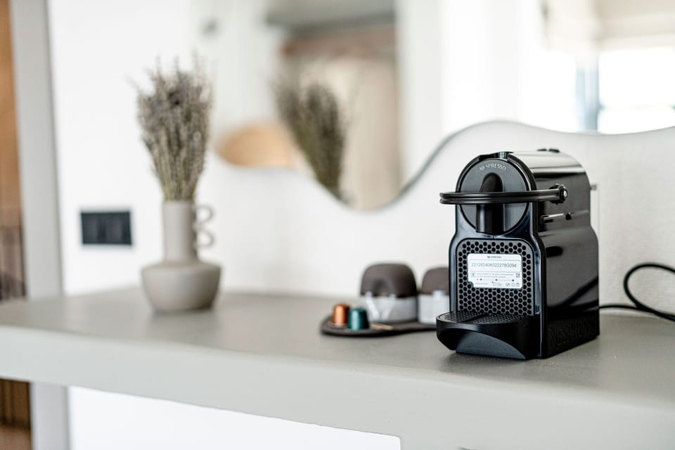 Comfort Triple Room | Iron/ironing board, free WiFi, bed sheets