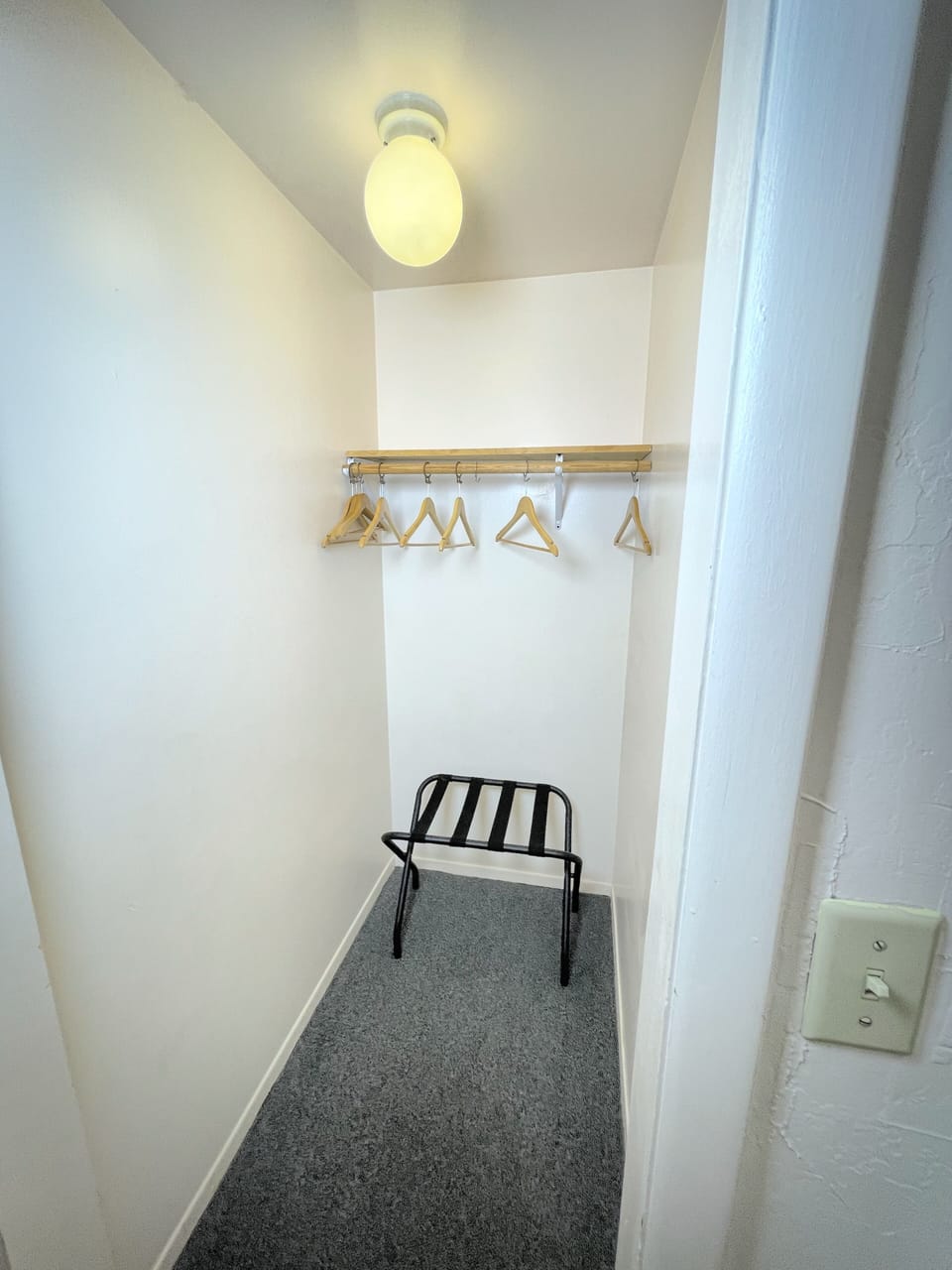 Standard Double Room, 2 Queen Beds, Refrigerator & Microwave | Living area | 32-inch TV with cable channels