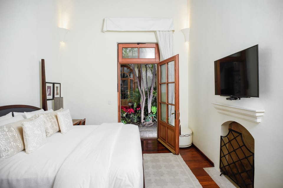 Grand Suite, 1 King Bed | Premium bedding, minibar, in-room safe, desk