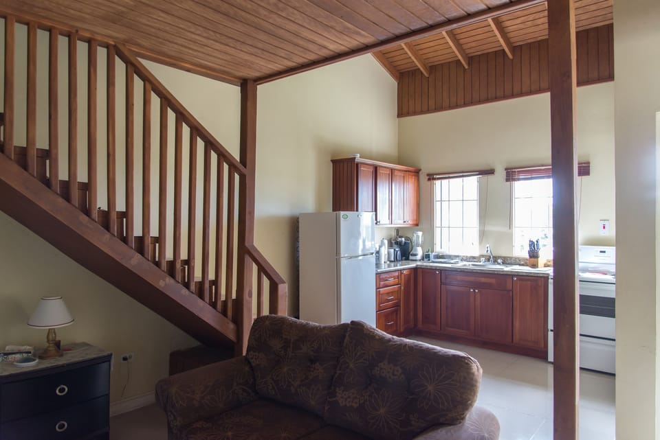 Basic Loft | Iron/ironing board, WiFi (free), bed sheets