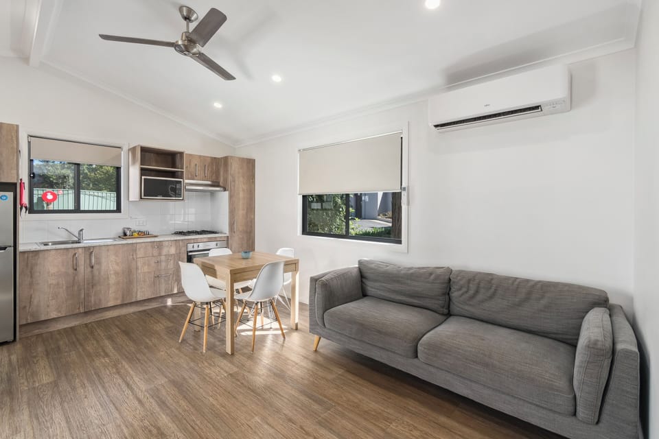 Standard Patio 2 Bedroom Cabin - Not Pet Friendly | In-room dining