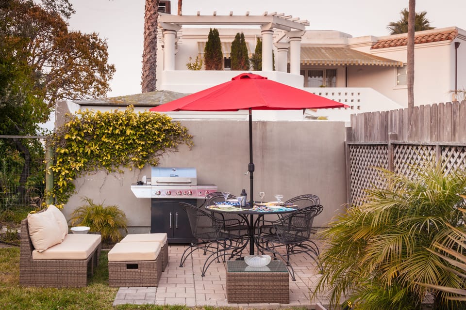 Small patio table with chairs for 6 + BBQ