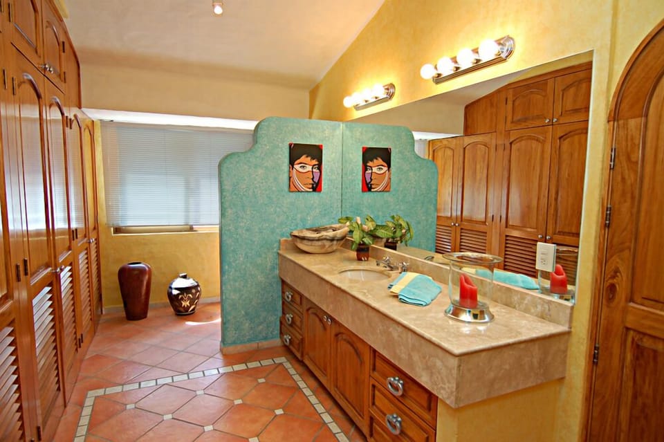 Enjoy Marble And Granite In All The Bathrooms.....