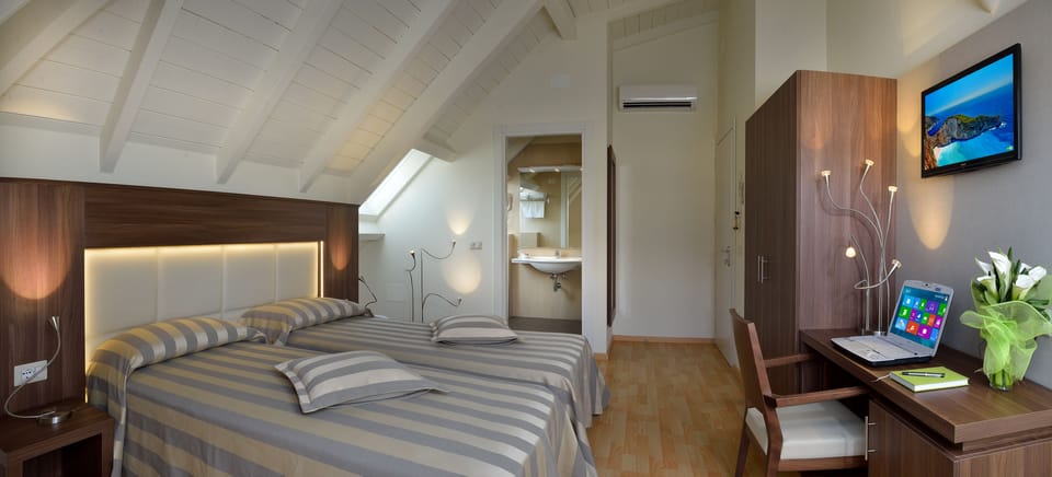 In-room safe, desk, soundproofing, free cribs/infant beds