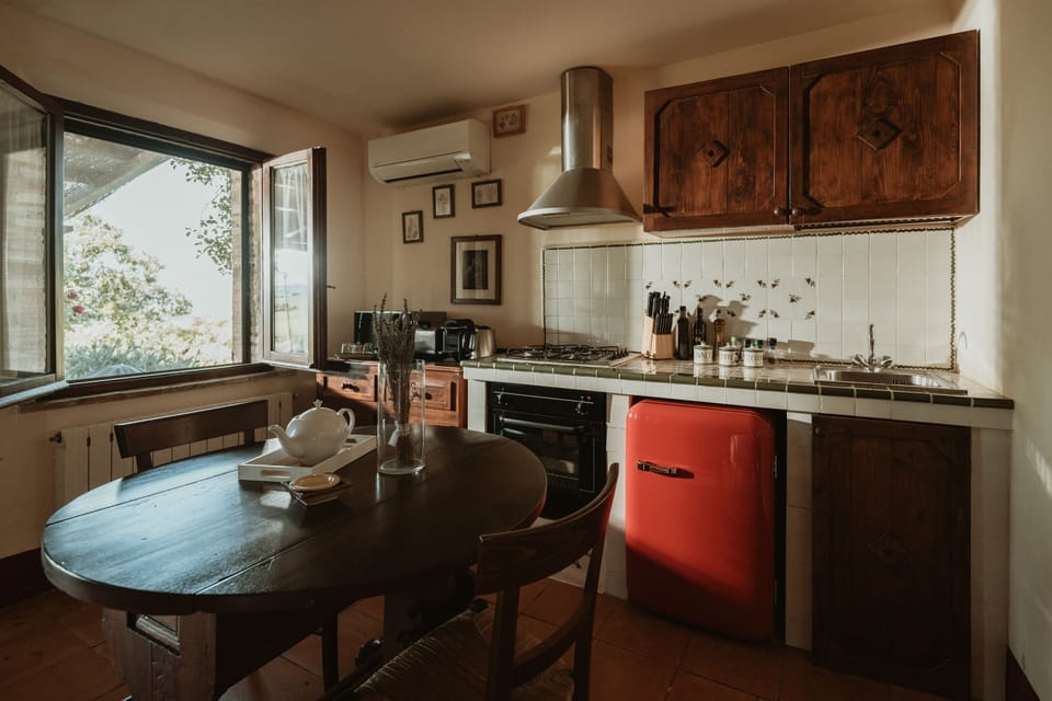 Studio | Private kitchen | Fridge, microwave, stovetop, dishwasher