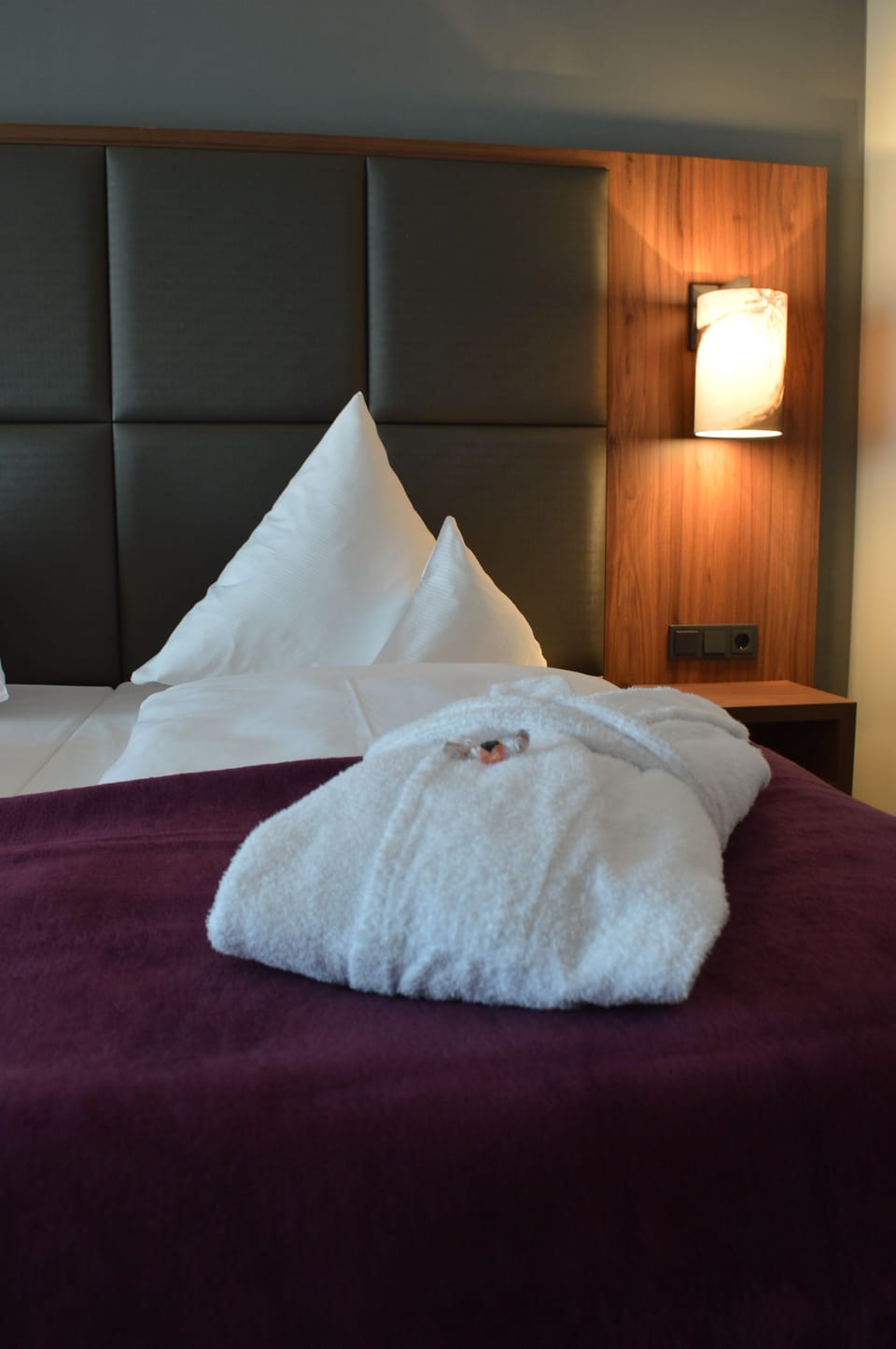 Single Room | In-room safe, desk, iron/ironing board, free cribs/infant beds