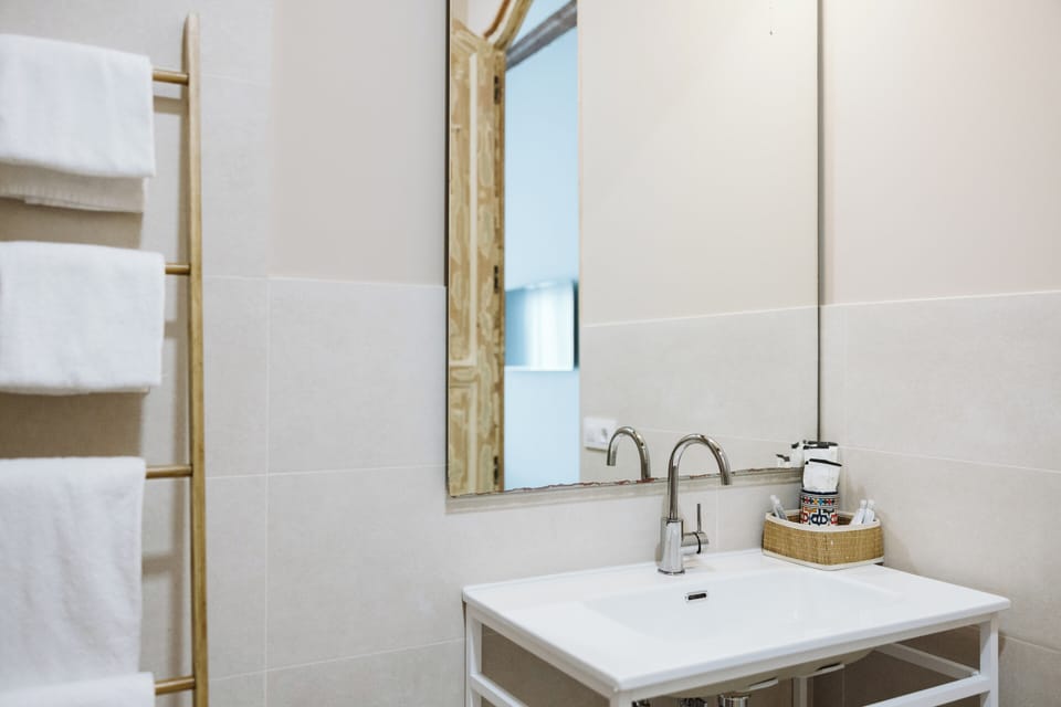 OttoH Charm Stay Bed and Breakfast in Valencia