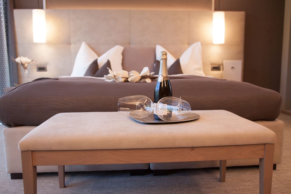 Deluxe Double Room, Balcony, Garden View | Minibar, in-room safe, desk, free WiFi