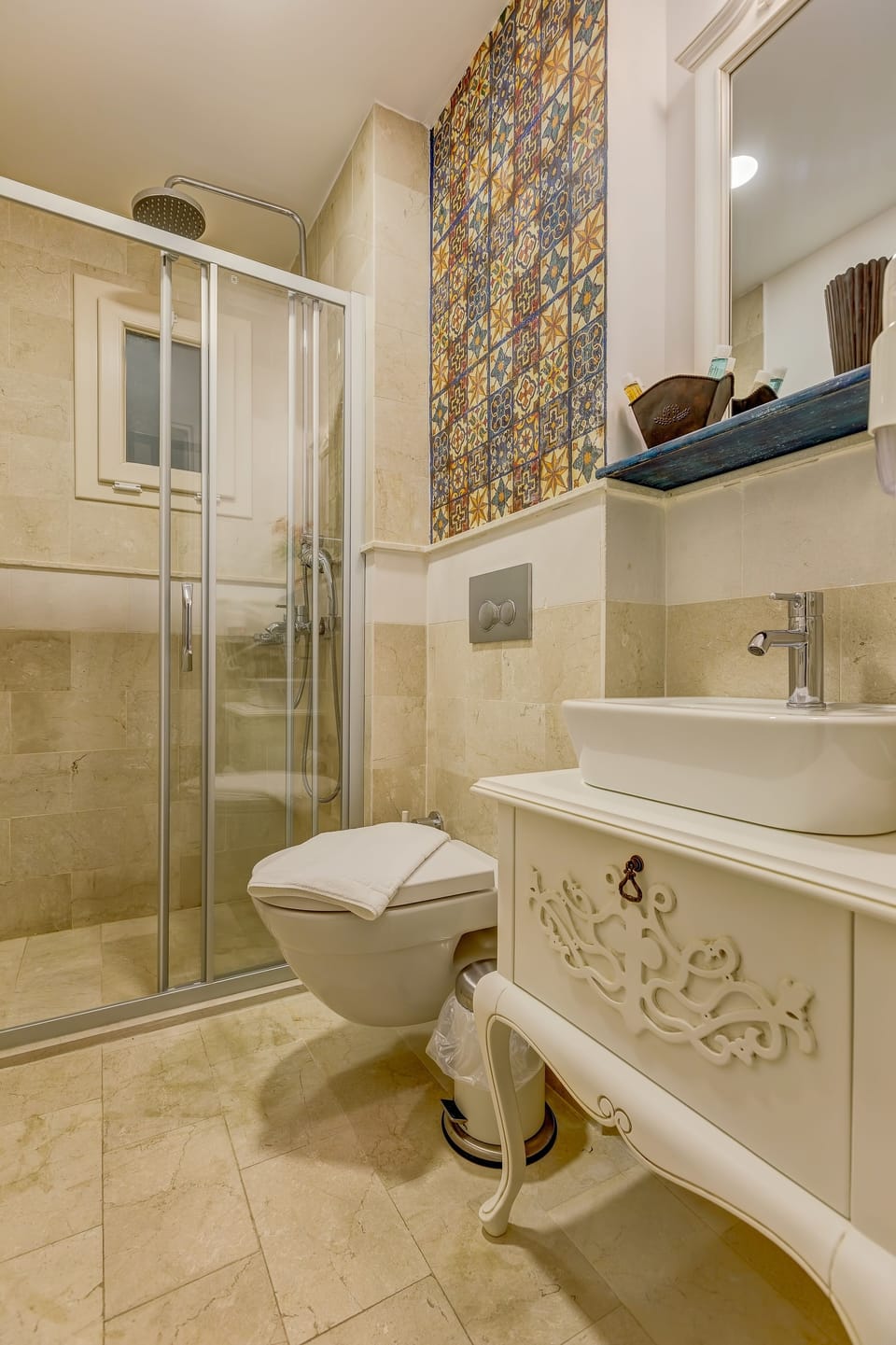 Shower, free toiletries, hair dryer, slippers