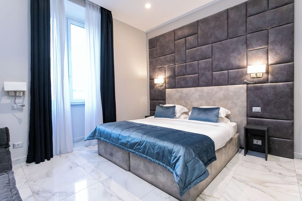 Junior Suite | Premium bedding, minibar, in-room safe, desk
