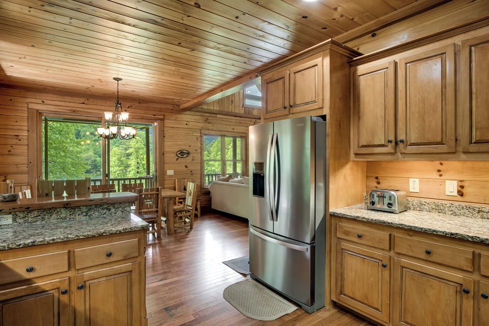 Fully stocked kitchen.