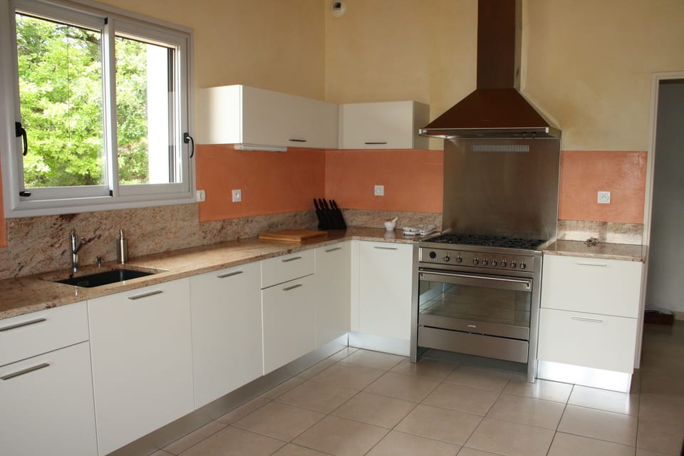 High quality and well equipped kitchen