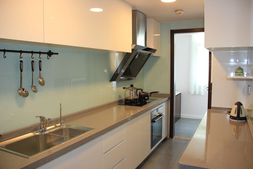 Executive Suite | Private kitchen | Electric kettle