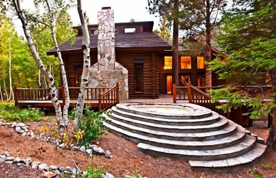 Outdoor hydrotherapy pool. Listen to the sound of Yost Creek while relaxing.