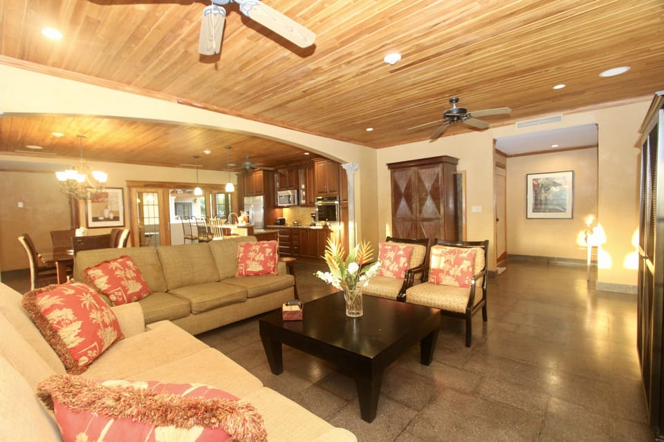 Grand room