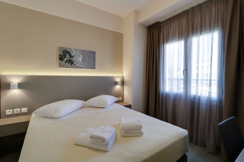 Athens Comfort Suites & Apartments Bed and Breakfast in Athens