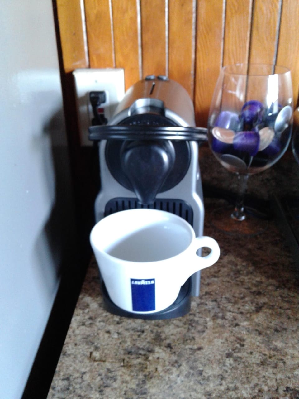 Enjoy a nice espresso in the morning. We provide the capsules and condiments.
