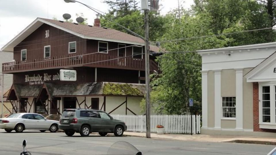 Brookside Bar and Grill, great burgers and vast draft beer selection