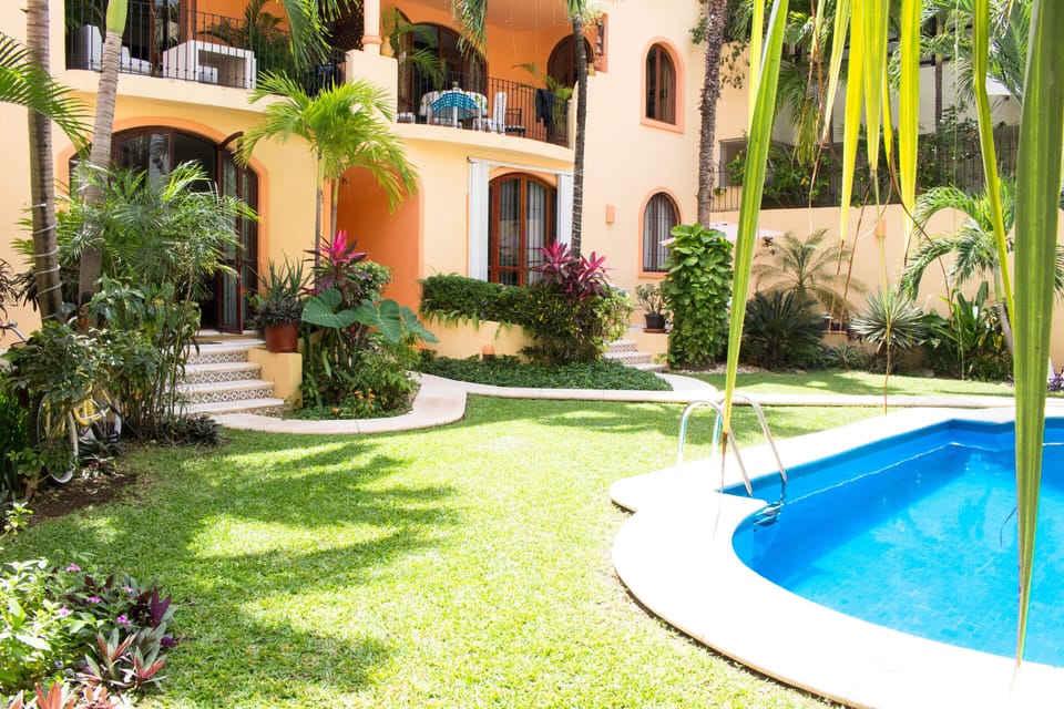 Bienvenido! La Coccinella Unit 102-A is to the left. Instant Booking available!