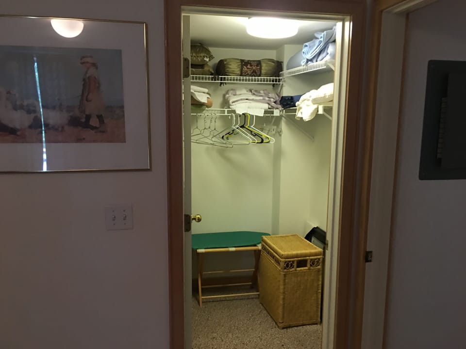 Master Closet
