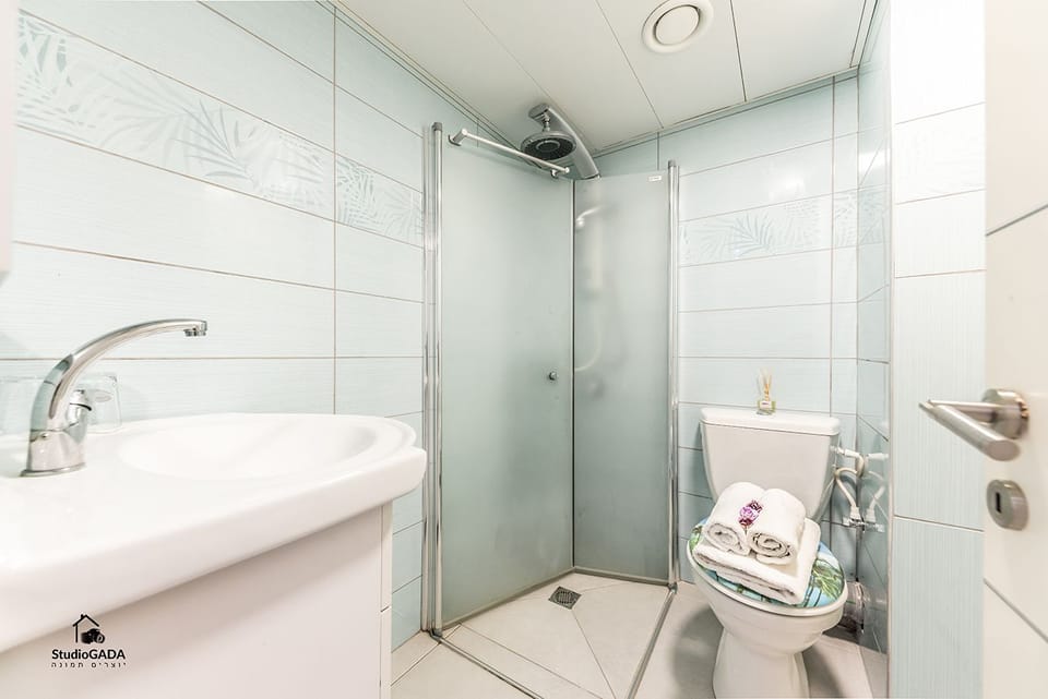 Kings Towers Suite Apartments Apartment in Tiberias