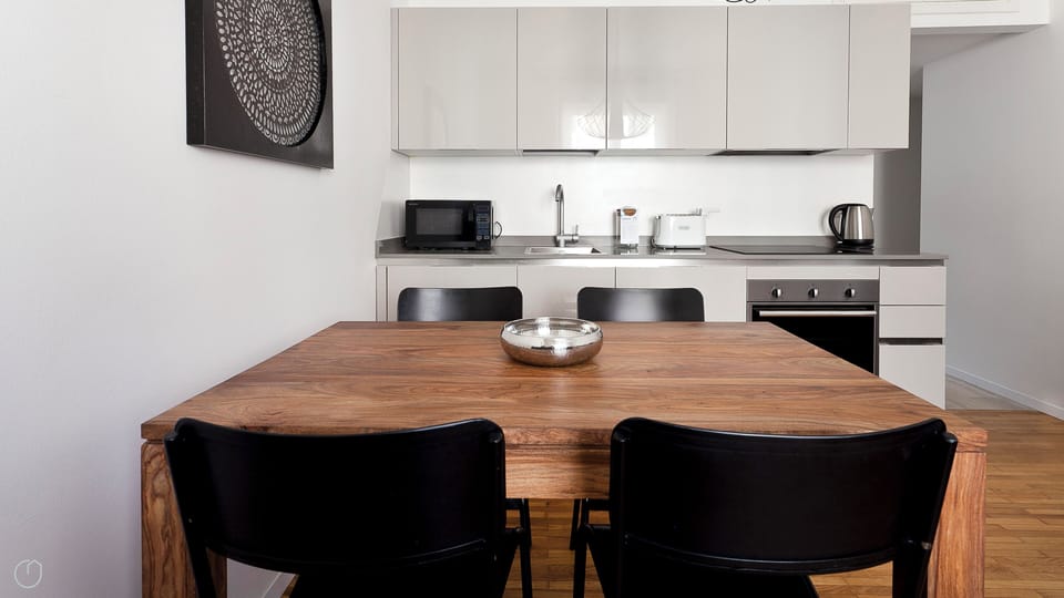 Apartment (1 Bedroom) | Interior