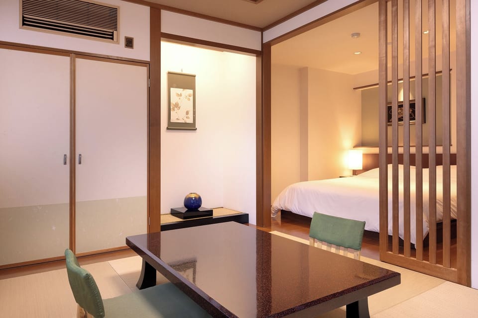 High-Grade Japanese-Western Room [Hoshi] River view,1 double bed, with indoor bath Onsen Non Smoking | Minibar, in-room safe, free WiFi