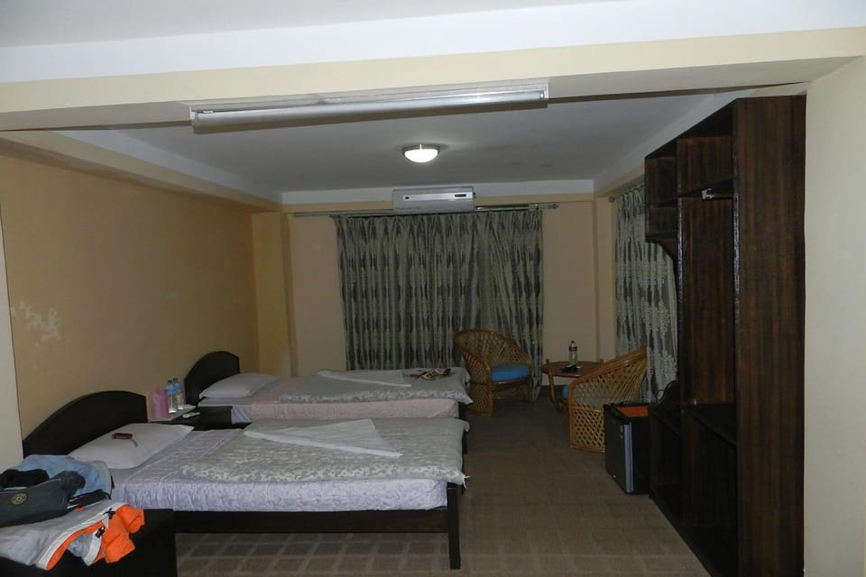 Deluxe Room | Desk, WiFi (free)