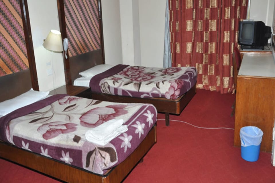 Deluxe Room | In-room safe, free rollaway beds, free WiFi