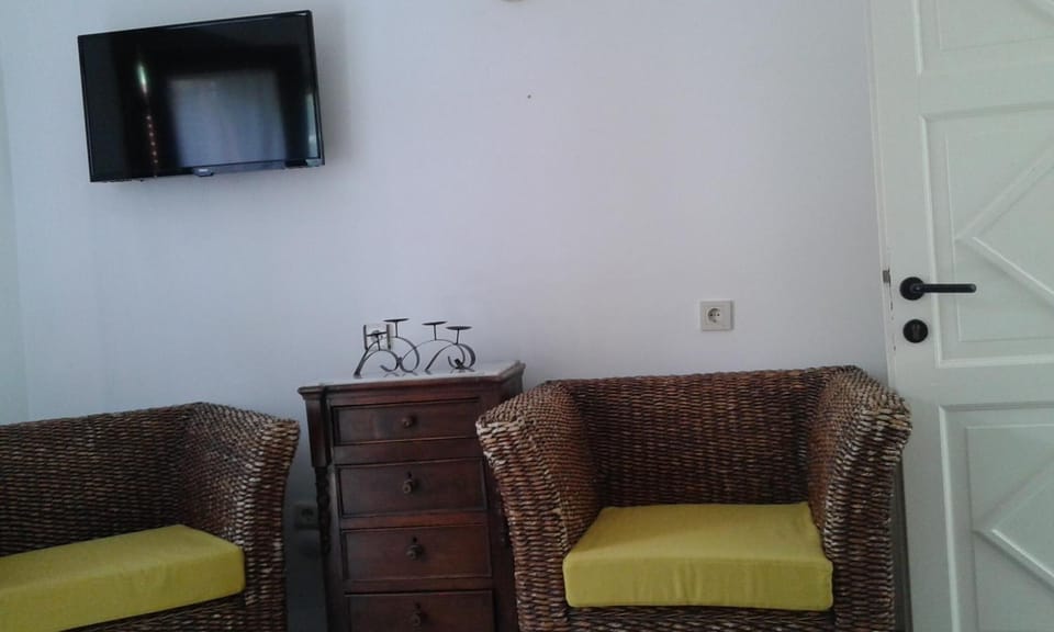 LCD TV