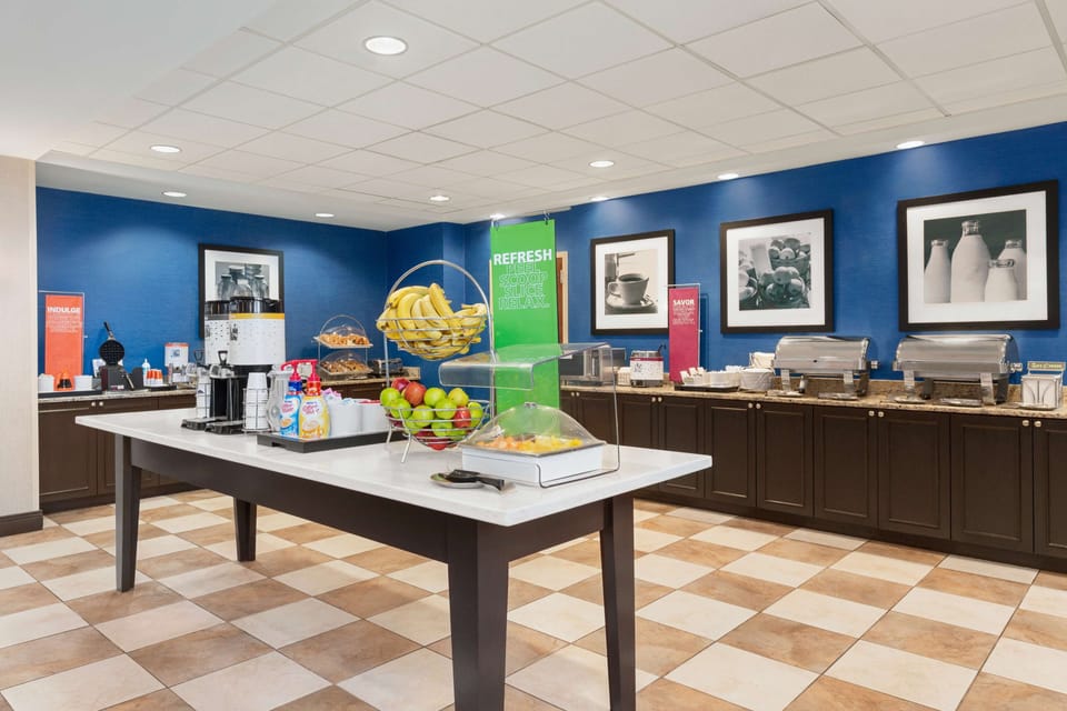 Free daily buffet breakfast
