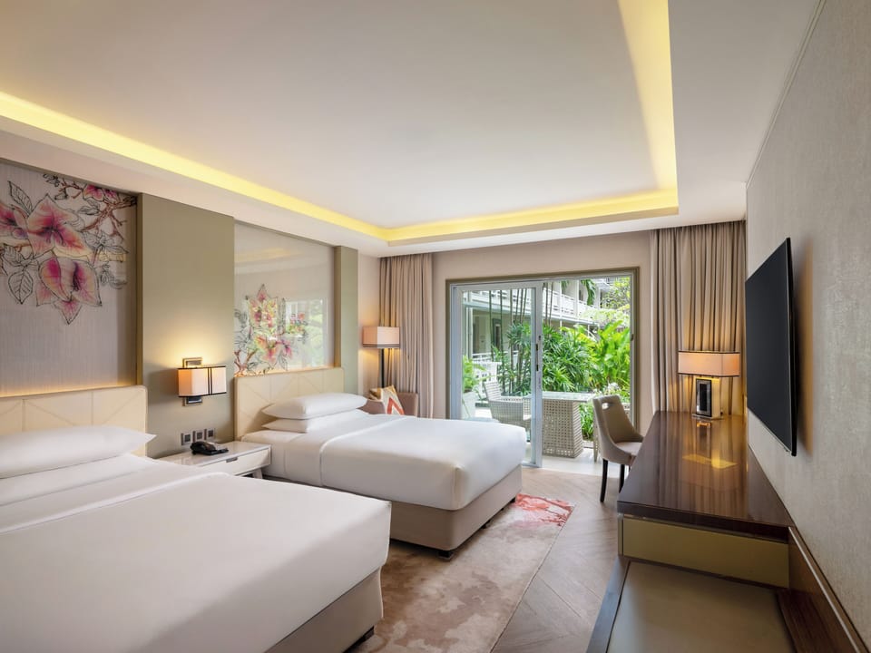 Deluxe Room, Pool Access | Premium bedding, down comforters, pillowtop beds, minibar